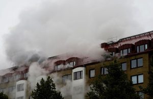 Suécia: explosão em prédio faz mais de duas dezenas de feridosPelo menos 25 pessoas foram levadas até agora para o hospital