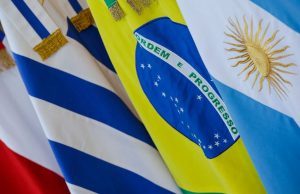 Governo abre as fronteiras para brasileiros importarem veículos da Argentina, Paraguai e UruguaiFacilidades