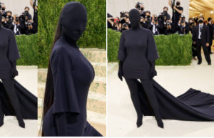 Kim Kardashian vira meme na internet após usar look ‘extravagante e ousado’ em MetGalaPretinho básico