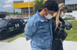 Filho de Zé Roberto, L7 é preso dentro do Fórum Henoch Reis em Manaus; veja o vídeoL7 é um dos líderes da antiga Família do Norte (FDN), intitulada na atualidade como Cartel do Norte (CDN)