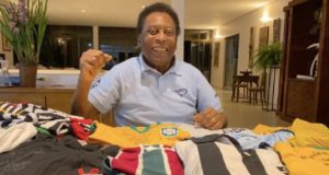 URGENTE – MORRE PELÉ: O REI DO FUTEBOL