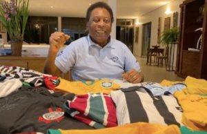 Pelé é internado às pressas após exames de rotina apontarem problemas de saúde