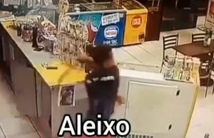 Vídeo: polícia procura homem que destruiu loja de conveniência com terçado em ManausLoucura e violência