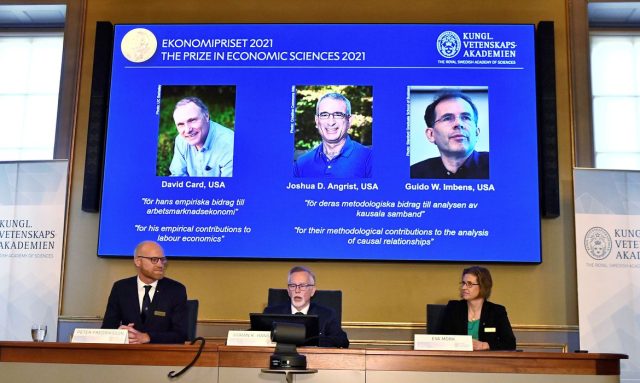 2021-10-11t104155z_1_lynxmpeh9a0g3_rtroptp_4_nobel-prize-economics
