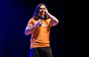 Para alegria dos fãs manauaras, Whindersson diz que voltará a cidade para lotar estádio