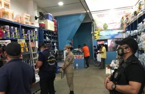 Após foguetório, lojas de fogos de artifício passam por fiscalização em ManausVistorias seguem determinação do secretário de Segurança Pública, general Mansur, que reforçou atuação da CIF na capital