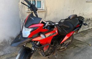 Mototaxista é preso por envolvimento em roubo de R$ 200 mil de agência bancária, em ItapirangaEle teria prestado apoio à fuga dos outros criminosos