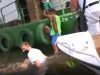 Vídeo: Luciano Huck afunda com canoa durante reportagem na Amazônia