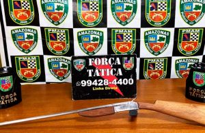 Homem aponta espingarda dentro de casa e ameaça matar toda família em ManausPreso