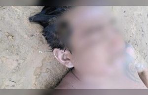 Pescadores jogam anzol e sem querer fisgam cadáver em igarapé de ManausPela orelha