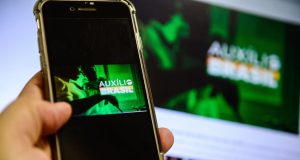 Beneficiários do Auxilio Brasil podem sacar hoje parcela de novembroPrograma beneficia 20,65 milhões de pessoas