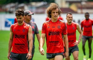 Sem técnico e sem chance de título, Fla enfrenta o rebaixado Sport nesta sexta-feiraVida de lamentações