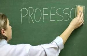 Com repasse de R$ 66 milhões, Prefeitura de Tefé não paga abono do Fundeb aos professores“Esse dinheiro é um direito nosso, dos professores e demais servidores."