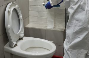Feto é encontrado dentro de vaso sanitário em hotelSegundo o Corpo de Bombeiros, o feto tinha o tamanho de uma palma de mão