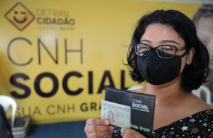 Atenção, futuros motoristas! Saiu a lista de contemplados com a “CNH Social” no AMLista já está no site do programa Detran Cidadão. Do total contemplado, 1.500 são de 17 municípios do interior