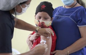 Mais de 200 crianças foram vacinadas contra a Covid-19 em Manaus