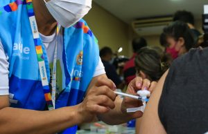Manaus amplia vacinação contra Covid-19 para crianças de 6 a 9 anos de idade