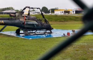 Vídeo: incêndio criminoso destrói helicóptero do Ibama em Manaus