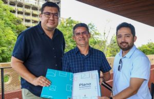 Sai Emerson Quaresma entra Israel Conte como novo assessor de Comunicação da prefeitura de Manaus