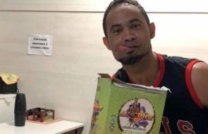 Tentando vida nova e devendo pensão milionária, goleiro Bruno vai vender açaí na periferia