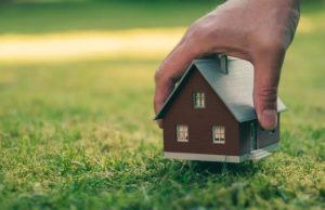 Em Manaus, suspeito é preso por estelionato de vendas de terrenos; valores chegam a R$500 milO infrator atuava na venda de terrenos, em nome de terceiros, localizados naquela localidade, e cobrava valores entre R$ 350 mil e R$ 500 mil