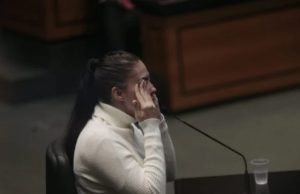 Em depoimento, Monique chora e diz: “Fomos os melhores pais que o Henry teve”