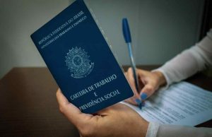 Polícia alerta à população sobre o Golpe dos Falsos Contatos de RH em ManausIndivíduos informam que as vítimas foram aprovadas em um processo seletivo de emprego, a fim de aplicar o golpe