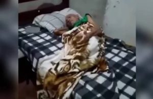 Bolacha e água: idoso morre após filho abandoná-lo para pular carnaval