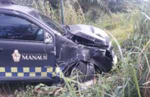 Dois suspeitos de roubar viatura do IMMU são presos em Manaus