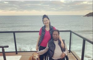 Após receber alta, Pelé se declara para esposa na internet: “Melhor rémedio”