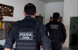 Funcionários de loja de móveis em Manaus são presos por aplicar golpe na empresaIndivíduos eram funcionários da loja e subtraíram cerca de R$ 250 mil com o desvio de produtos