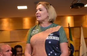 Ex-mulher de Bolsonaro, Cristina Bolsonaro será candidata a deputada distrital