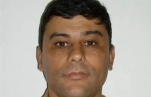 TRAGÉDIA – Sargento dos Bombeiros morre atingido por galho na cabeçaO militar reformado Francisco Pereira estava podando uma árvore no quintal quando ela ricocheteou e o atingiu na cabeça