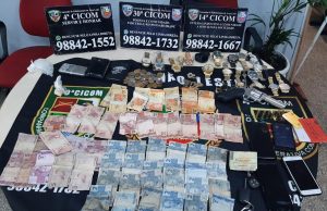 Assaltantes são presos após tocar o terror no 066 em ManausCom o sistema 'paredão' o veículo dos suspeitos foi localizado