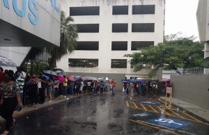 Eleitor tem até hoje para emitir, transferir e regularizar títuloCadastro será fechado a partir de amanhã