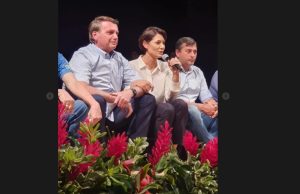 No Teatro Amazonas, Michelle diz que Bolsonaro é ‘apenas um instrumento de Deus’Marcha para Jesus