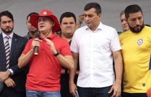 Veja: ‘não sou de esquerda, não apoio PT e não voto no Lula’, dispara David Almeida após vestir vermelhoChateado?