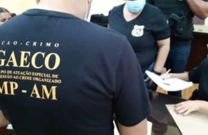 Policiais militares suspeitos de extorsão são presos durante operação em ManausO grupo é suspeito de participação em crimes de extorsão e obstrução de Justiça