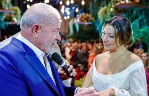 Lula e Janja trocam alianças e dizem “sim” um para o outroUnião