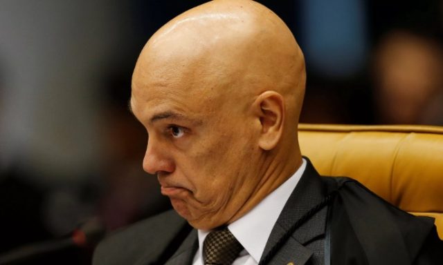 moraes.jpg
