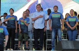 ‘A Zona Franca tem um potencial enorme’, diz Bolsonaro antes de deixar ManausDespedida