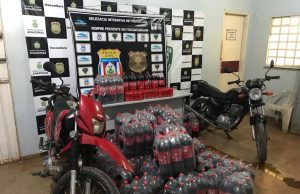 Em Itacoatiara, homem é preso por roubo de carga de refrigerantesFoi encontrado na residência do indivíduo 38 pacotes de refrigerantes que foram subtraídos do caminhão