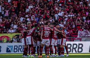 Após perder do lanterna, 60 mil flamenguistas gritam no Maraca: ‘time sem vergonha’Que vexame