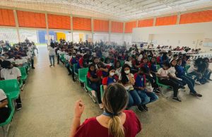 TCE-AM incentiva 8 mil estudantes do Amazonas a fiscalizar gastos públicos