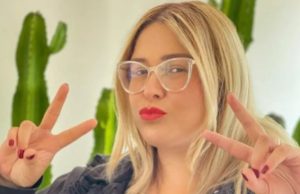 VÍDEO: Sósia de Marília Mendonça grava música de compositor que escreveu hits da cantora