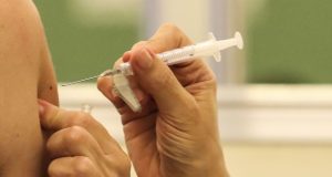 Covid-19: Brasil registra 8 mortes e 4,3 mil casos em 24 horasAtualização de dados foi divulgada nesse domingo
