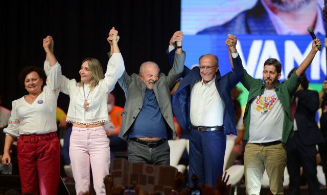 2022-07-13t004026z_2073745844_rc2jav9pk6vd_rtrmadp_3_brazil-election-lula_1