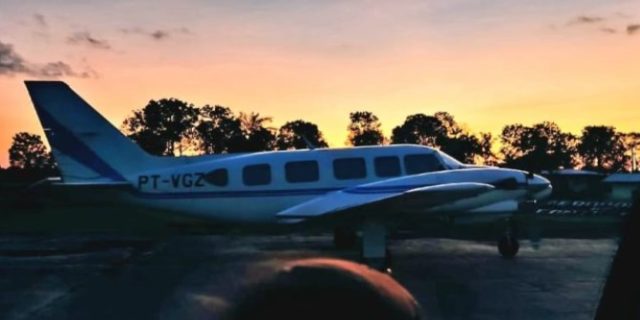avião