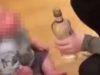 Que absurdo! Pais dão vodka para bebê e vídeo viraliza na internet