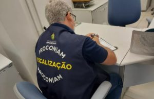 Agência bancária é autuada por descumprir Lei das Filas em Manaus